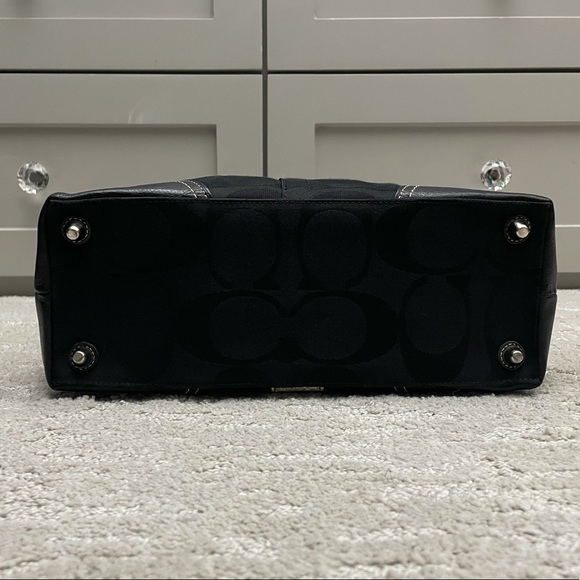 Coach Handbag - Picture 5 of 13